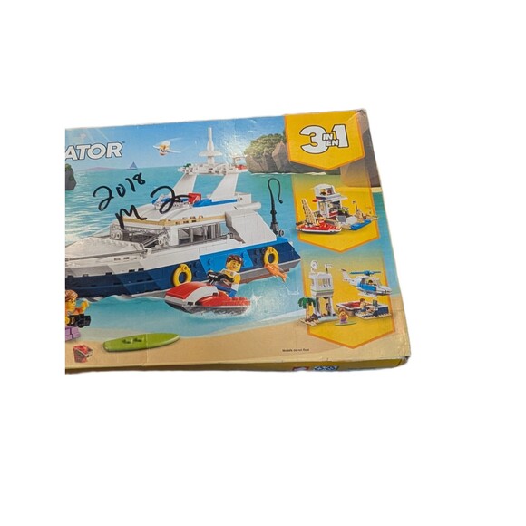 LEGO Creator 3-in-1 Cruising Adventures (31083) New/Sealed Box Creasing & Wear - Picture 10 of 10